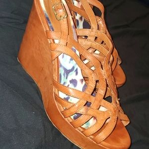 Wedge sandals/dress shoes